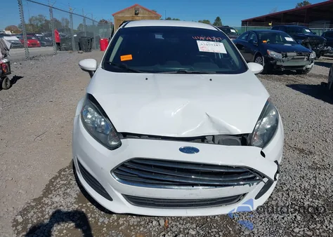 2016 Ford Fiesta Se из США, поврежденный, VIN 3FADP4BJ3GM149283